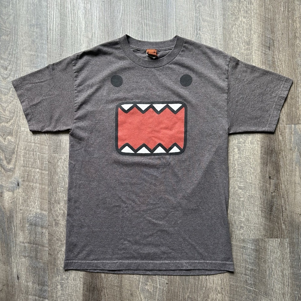 RARE VINTAGE 1998/ 2010 DOMO KUN BIG FACE GRAPHIC MEN'S T SHIRT SIZE Medium M